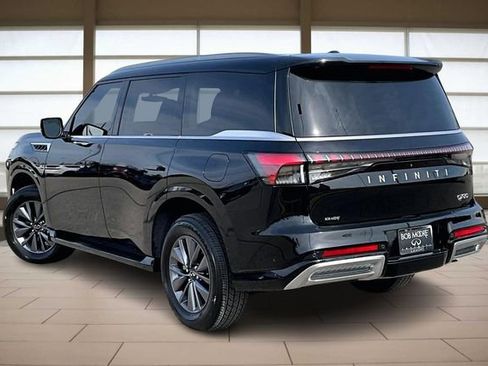 Certified 2025 INFINITI QX80 Pure image 13