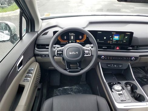New 2026 Kia Carnival EX image 23