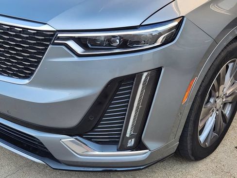 Used 2023 Cadillac XT6 Premium Luxury w/ Technology Package FWD image 8