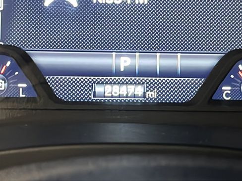 Used 2025 RAM 1500 Big Horn AWD/4WD image 11