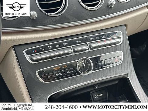 Used 2020 Mercedes-Benz E 350 4MATIC Sedan w/ Premium Package image 34