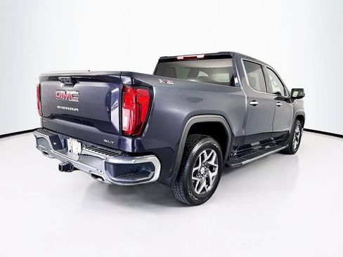 Used 2023 GMC Sierra 1500 SLT w/ SLT Premium Package AWD/4WD image 9