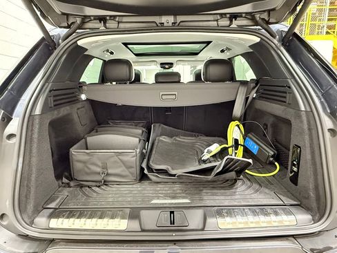 Used 2025 Land Rover Range Rover Sport Dynamic SE image 50