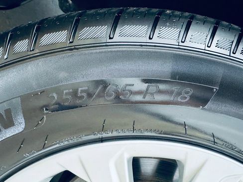 Used 2024 Toyota Grand Highlander AWD Hybrid image 12