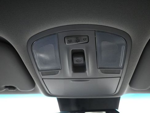 Used 2021 Hyundai Kona Limited image 17