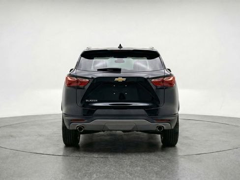 Used 2025 Chevrolet Blazer LT FWD image 7
