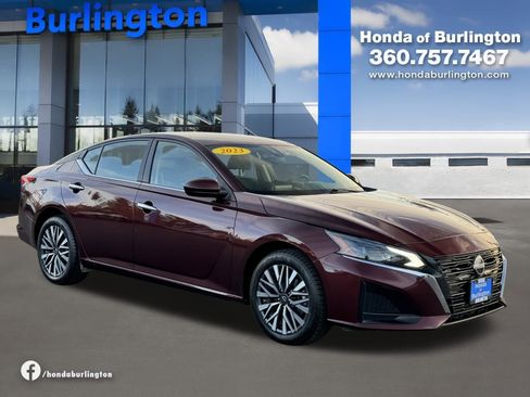 Used 2023 Nissan Altima 2.5 SV image 8