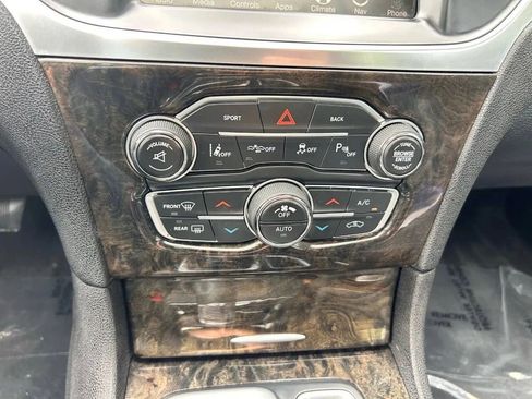 Used 2016 Chrysler 300 C w/ Safetytec Plus Group image 18