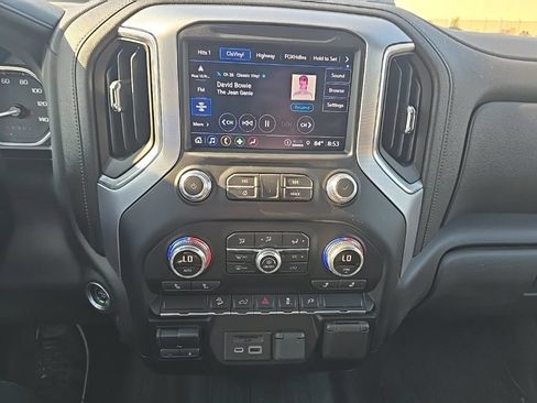 Used 2022 GMC Sierra 3500 SLE w/ SLE Convenience Package AWD/4WD image 26