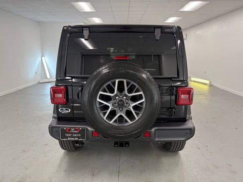 New 2026 Jeep Wrangler Sahara image 7