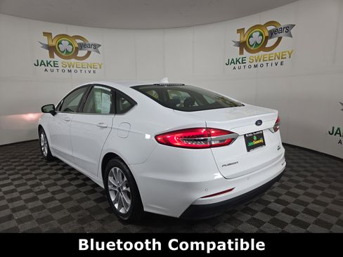 Used 2020 Ford Fusion SE image 6