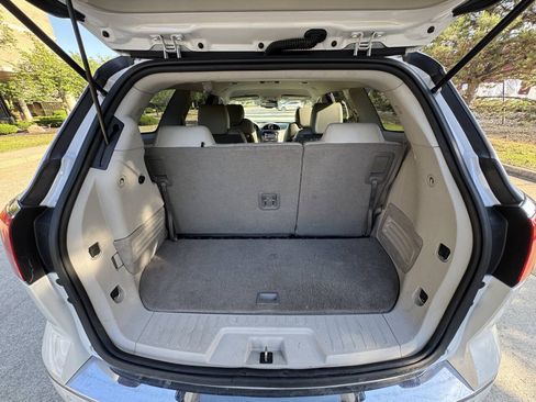 Used 2016 Buick Enclave Premium w/ Trailering Package FWD image 21