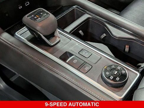 Certified 2024 Nissan Pathfinder SL AWD/4WD image 22