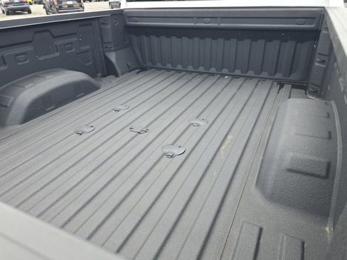 Used 2024 Chevrolet Silverado 2500 Custom w/ Custom Convenience Package AWD/4WD image 12
