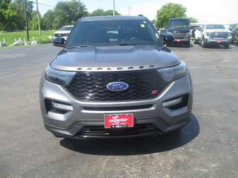 Used 2022 Ford Explorer ST w/ Equipment Group 401A AWD/4WD image 11