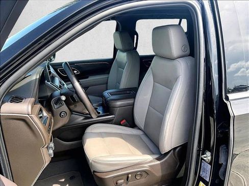 Used 2023 Chevrolet Tahoe LT w/ Luxury Package RWD image 27