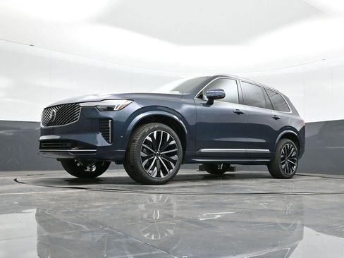New 2026 Volvo XC90 B6 Plus AWD/4WD image 26