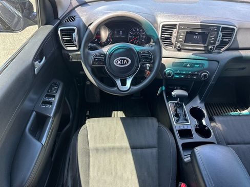 Used 2019 Kia Sportage LX FWD image 22