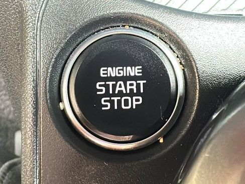 Used 2025 Kia K4 LXS image 23