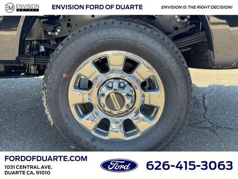 New 2025 Ford F250 Platinum image 13