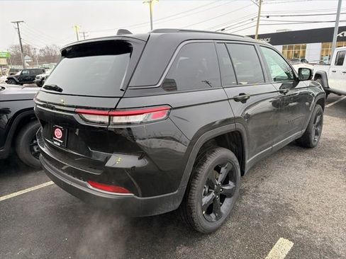 New 2026 Jeep Grand Cherokee Limited image 3