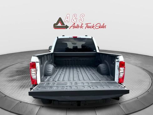 Used 2022 Ford F250 XL w/ Power Equipment Group AWD/4WD image 16