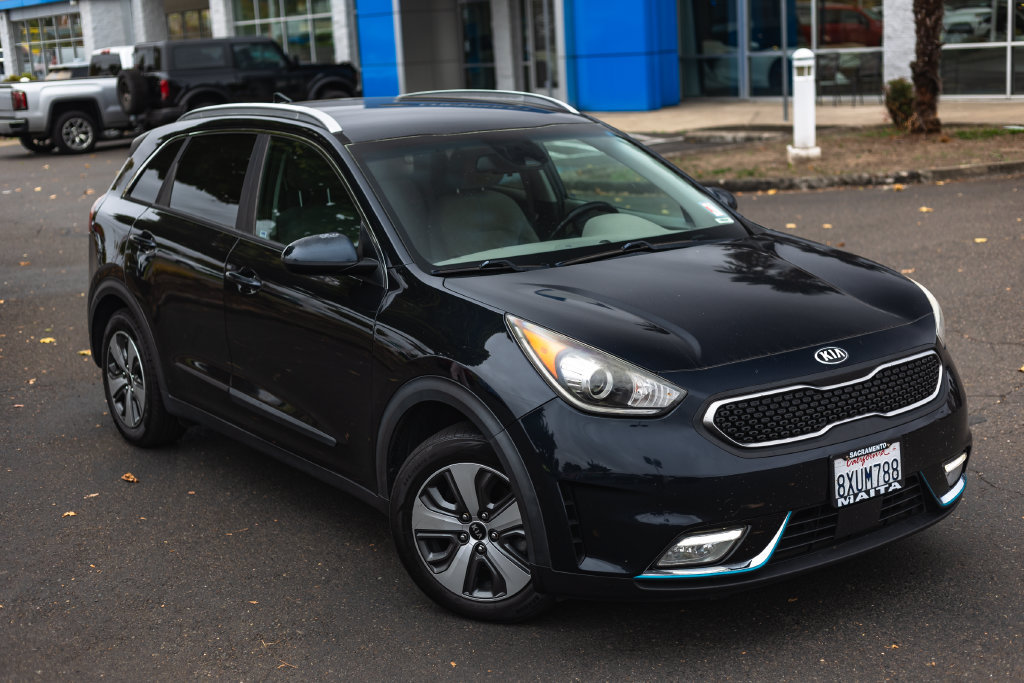 Used 2019 Kia Niro LX FWD image 2