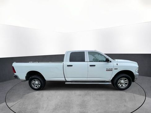 Used 2015 RAM 2500 Tradesman w/ Chrome Appearance Group AWD/4WD image 8