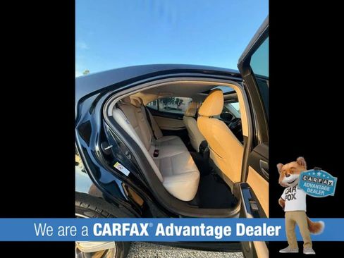 Used 2017 Lexus IS 200t w/ Navigation System Package RWD image 21