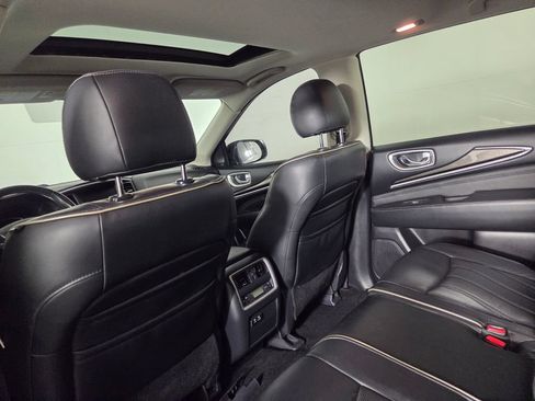 Used 2019 INFINITI QX60 Luxe w/ Essential Package FWD image 24