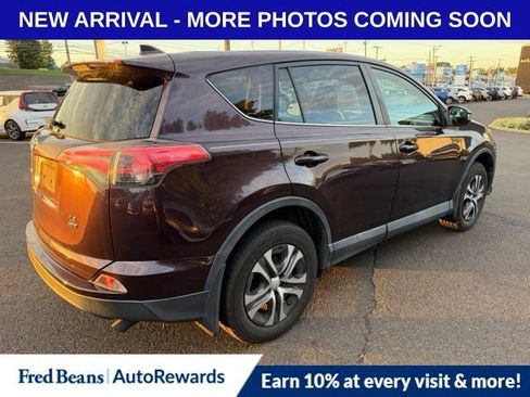Used 2017 Toyota RAV4 LE w/ All Weather Liner Package AWD/4WD image 7