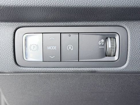 New 2026 Chevrolet Traverse LT w/ Midnight/Sport Edition image 11