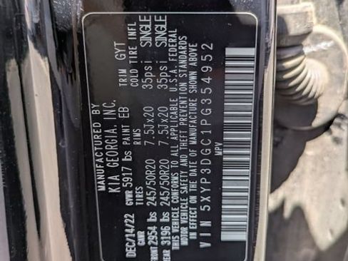 Certified 2023 Kia Telluride EX w/ EX Captain's Chair Package AWD/4WD image 36