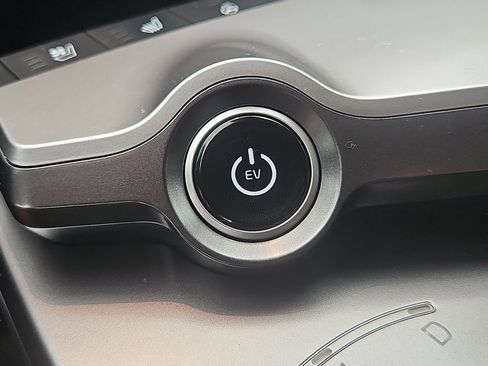 Certified 2023 Kia EV6 Wind w/ Wind Technology Package AWD/4WD image 25