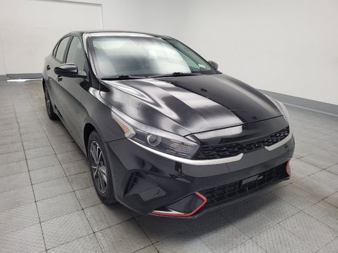 Used 2023 Kia Forte LXS FWD image 14