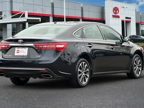 Used 2016 Toyota Avalon XLE image 4