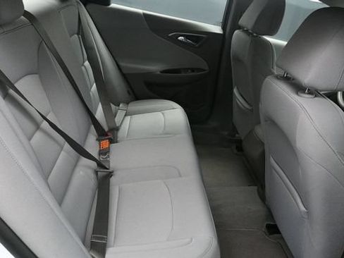 Used 2019 Chevrolet Malibu LS FWD image 9