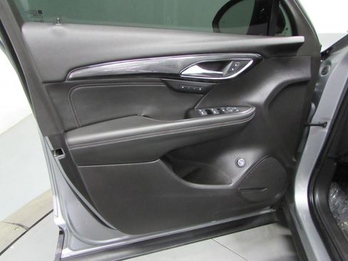 Used 2023 Buick Envision Essence w/ Sport Touring Package AWD/4WD image 12