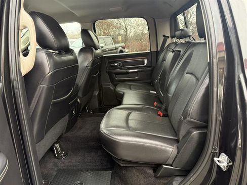 Used 2018 RAM 2500 Laramie w/ Sport Appearance Group image 23