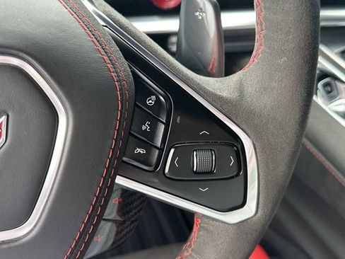 Used 2021 Chevrolet Corvette Stingray Premium Conv w/ Z51 Performance Package image 22