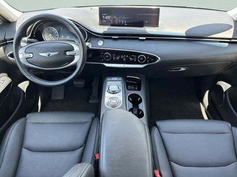 Used 2025 Genesis GV70 2.5T image 18