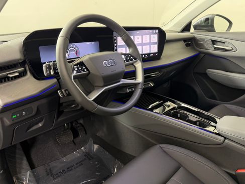 New 2026 Audi Q3 quattro 2.0T AWD/4WD image 4