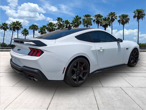 Used 2024 Ford Mustang GT Premium w/ GT Performance Package RWD image 7