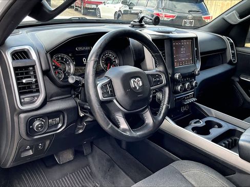 Used 2019 RAM 1500 Big Horn RWD image 18