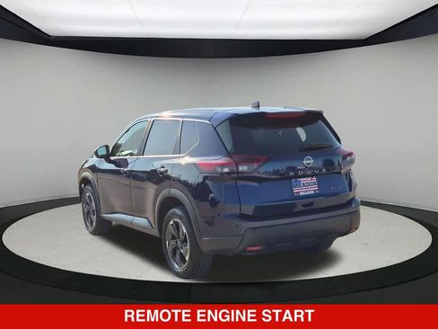 Used 2024 Nissan Rogue SV AWD/4WD image 4