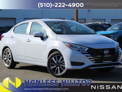 New 2025 Nissan Versa SV w/ Trunk Package