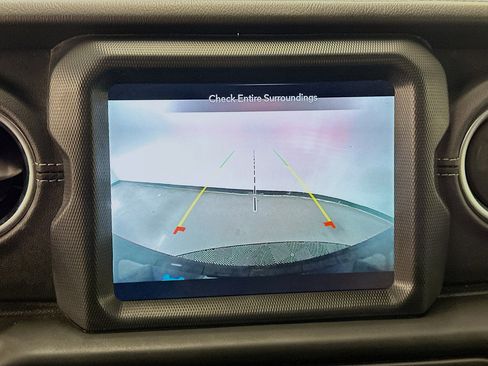 Used 2023 Jeep Wrangler Sahara image 23