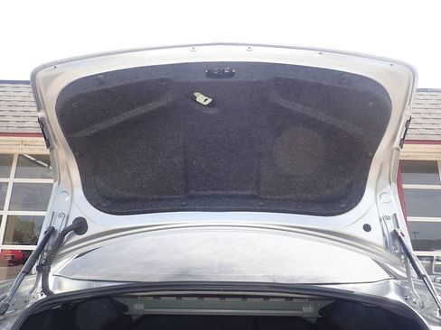 Used 2012 MAZDA MAZDA3 i Touring FWD image 19