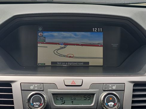 Used 2016 Honda Odyssey Touring image 13