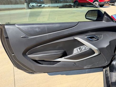 Used 2017 Chevrolet Camaro LT image 13